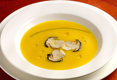 CREMA DI ZAFFERANO SILANO CON PORCINI ED ERBA CIPOLLINA
