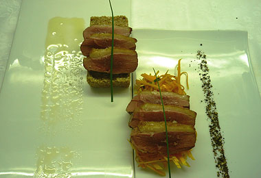 PETTO D'ANATRA CON SALSA DI MIELE E PEPE NERO, RISOTTO AL FARRO E ZUCCA MARINATA 